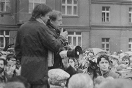 Demonstrace na Škroupově náměstí v prosinci roku 1988